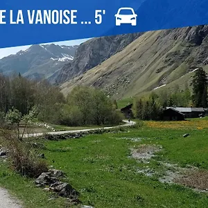 https://superbe-appartement-centre-de-champagny-pour-8-personnes.hotels-rhonealpes.com
